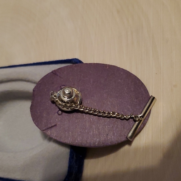 Vintage Fort Pewter Golfer Design Tie Tack with Chain NEW - Picture 4 of 5